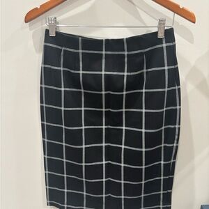 Amanda & Chelsea Black and Gray Grid Pencil Skirt